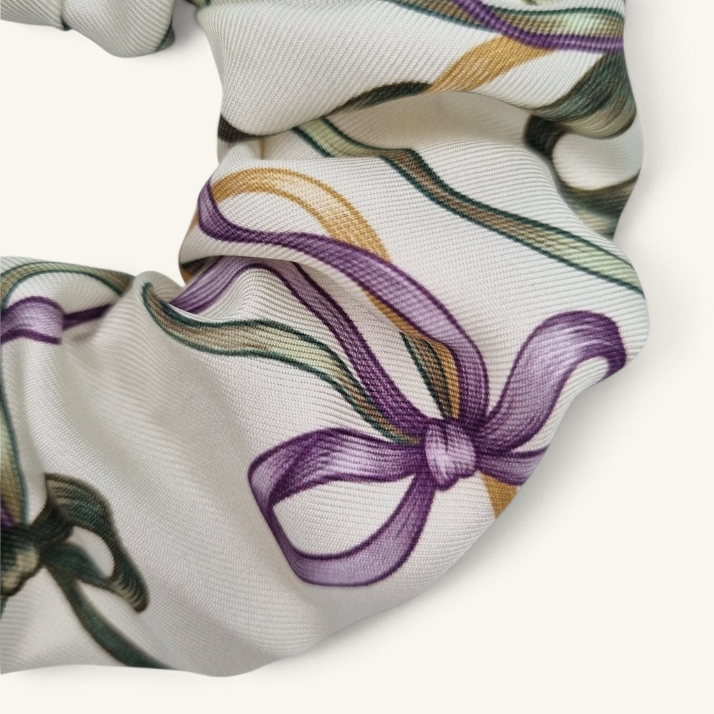 Nodi d'Atelier Silk Scrunchie