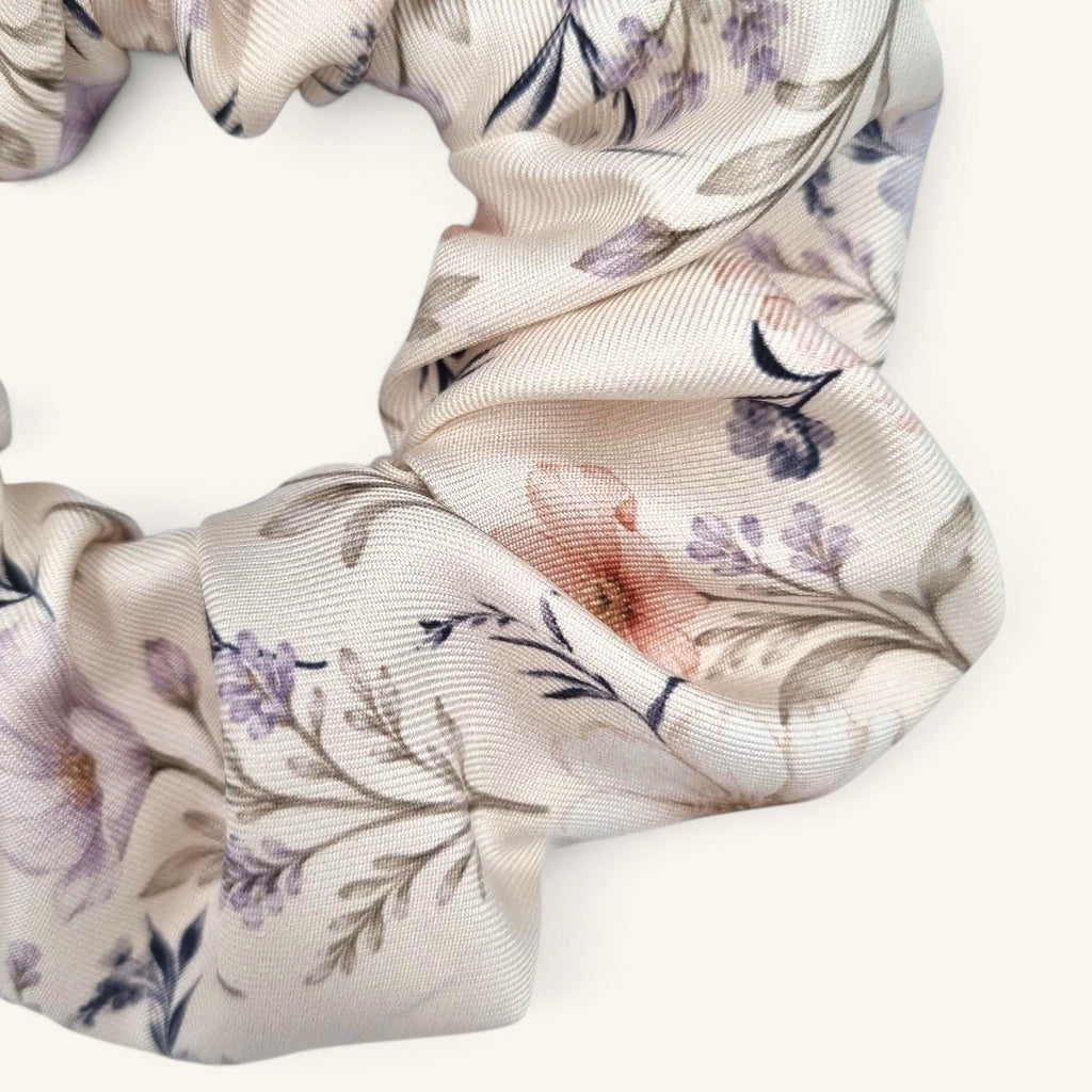 Petali di Como Silk Scrunchie